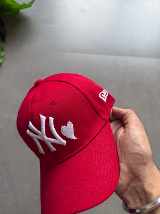 NY FITTED CAP