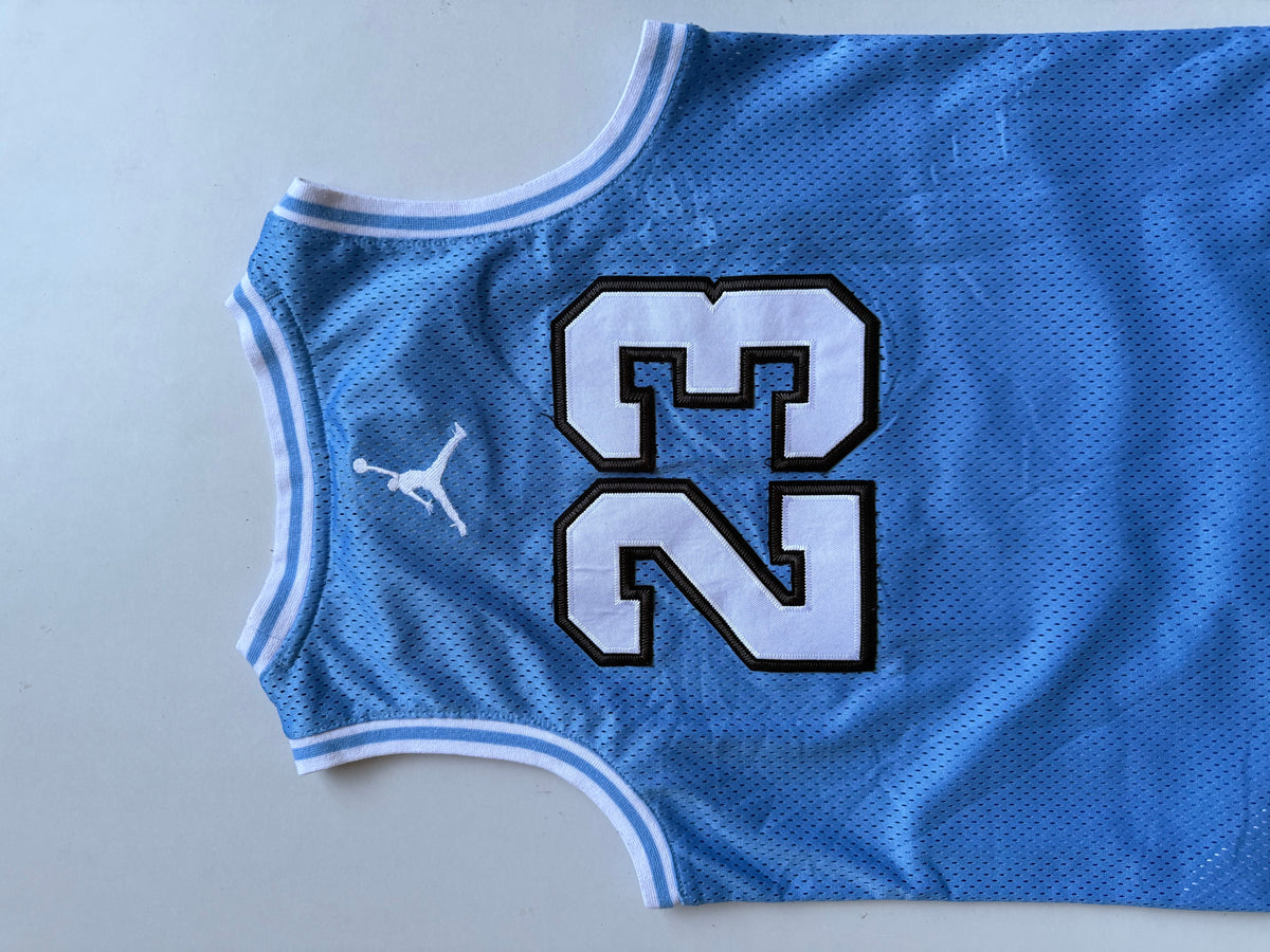 VINTAGE JORDAN 23 JERSEY