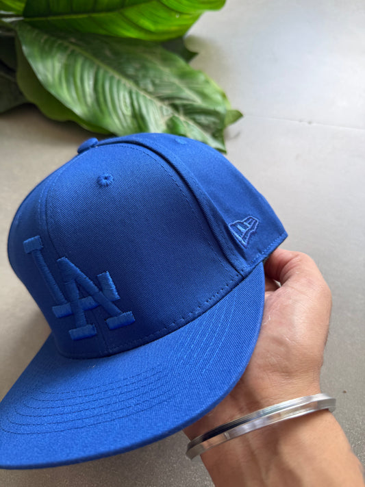 LA FITTED CAP