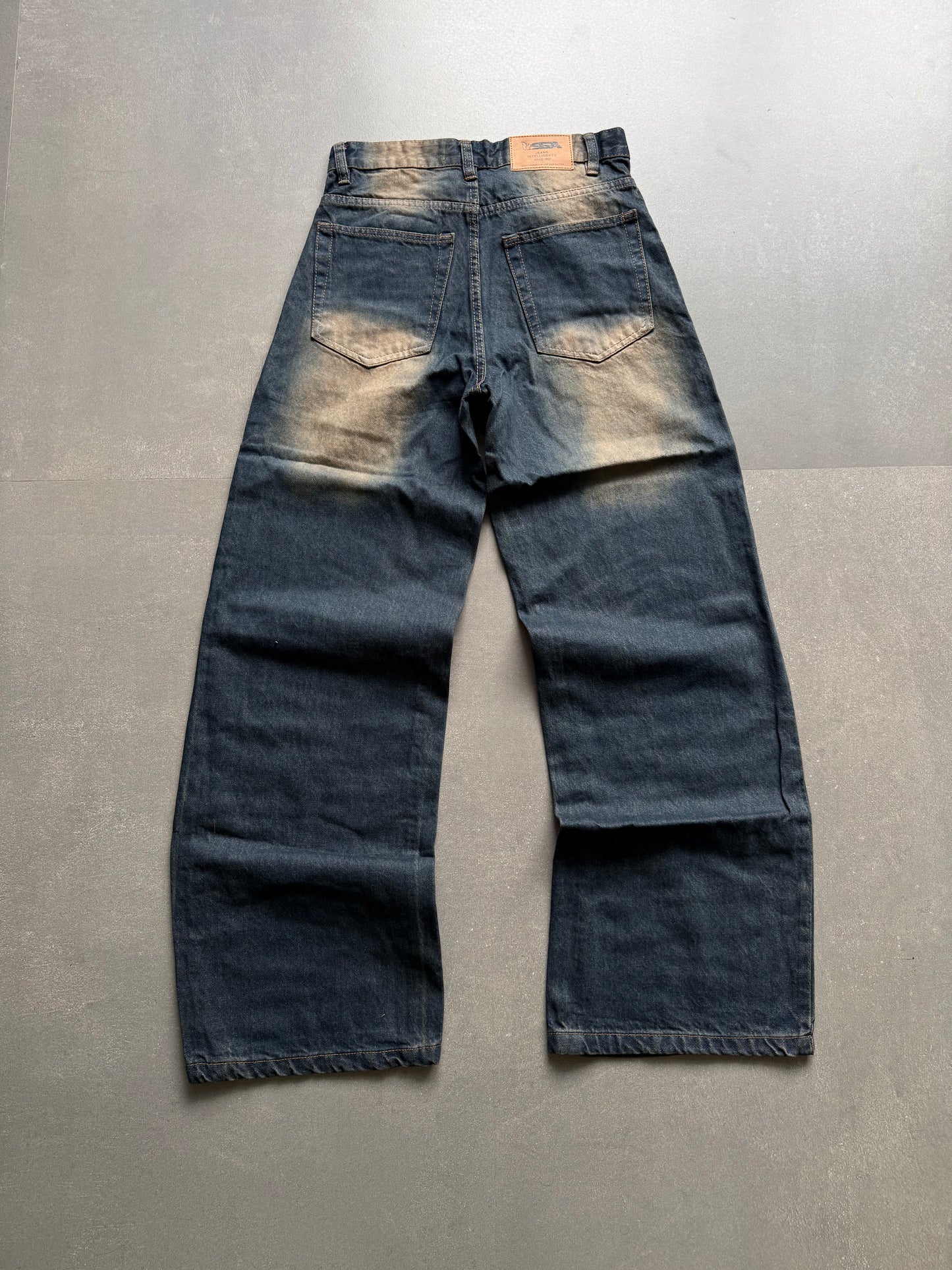 WASHED WIDE LEG BAGGY DENIM