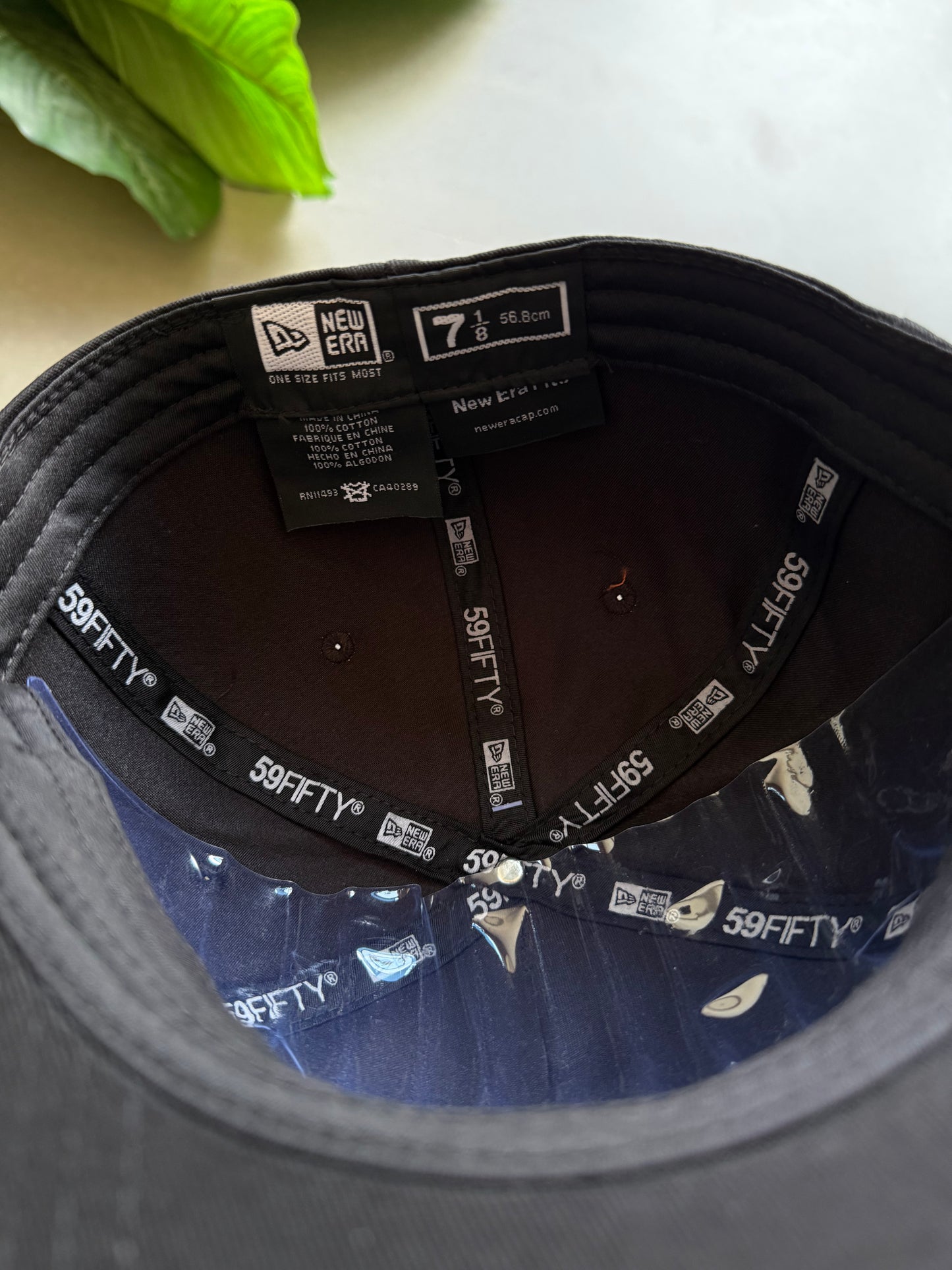 LA FITTED CAP