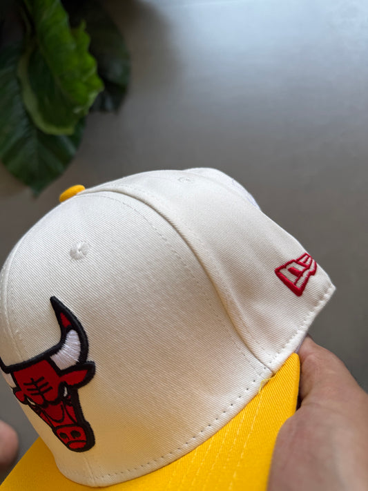 BULLS FITTED CAP