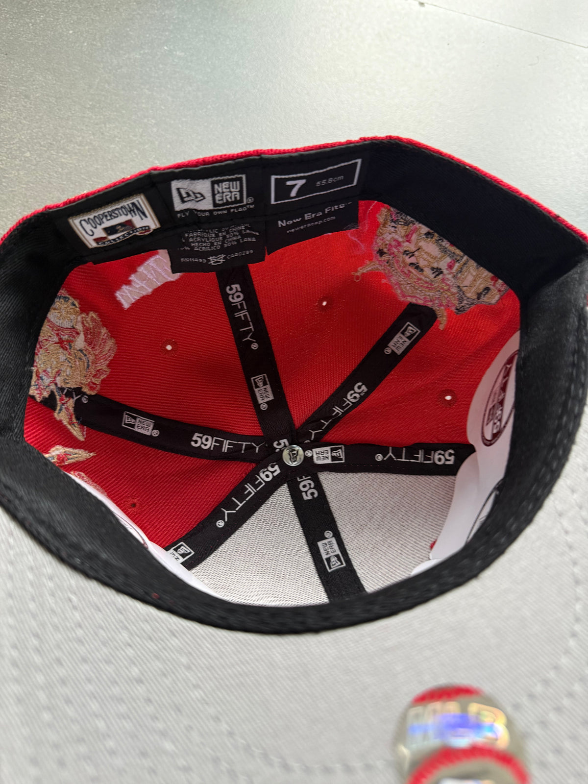 LA EMBROIDERED FITTED CAP