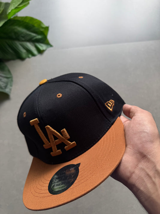 LA FITTED CAP