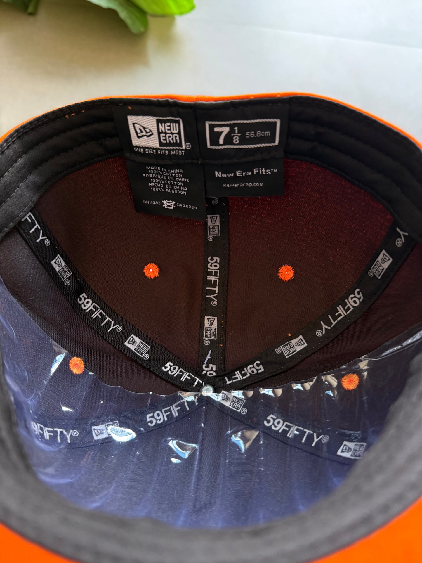 LA FITTED CAP