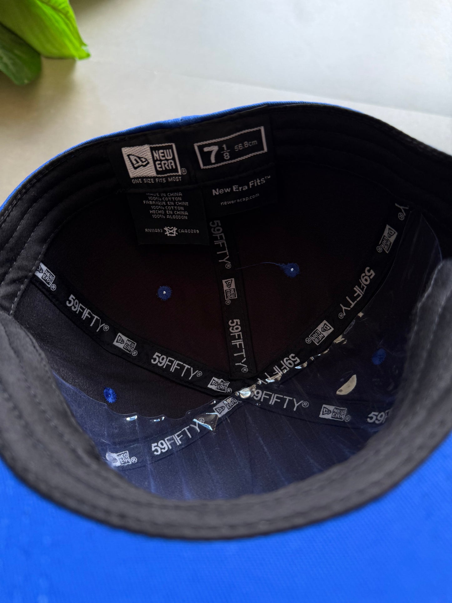 LA FITTED CAP