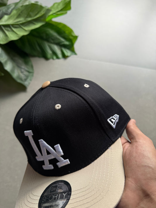 LA FITTED CAP