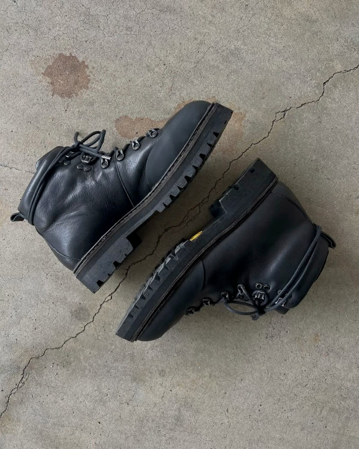 FOOTWEAR