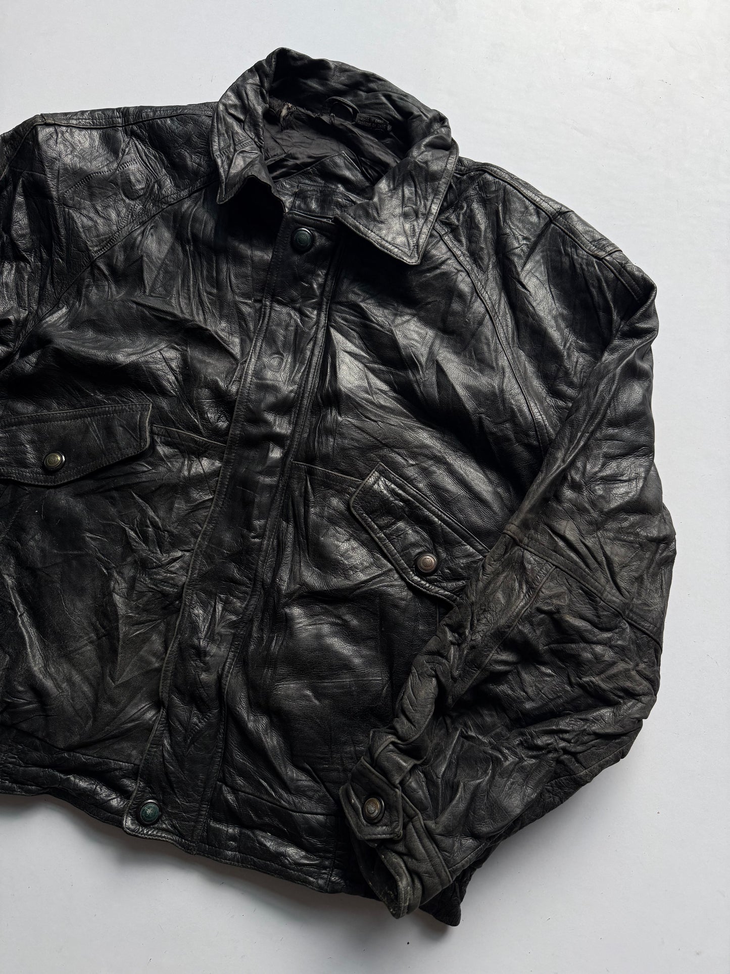 VINTAGE LEATHER JACKET