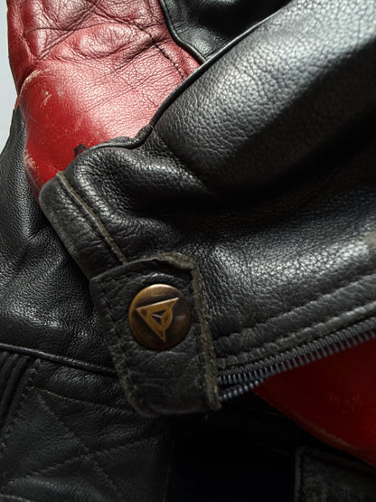 VINTAGE 90’s RARE DAINESE LEATHER RACING JACKET 
(Rare find) (Safety pads)