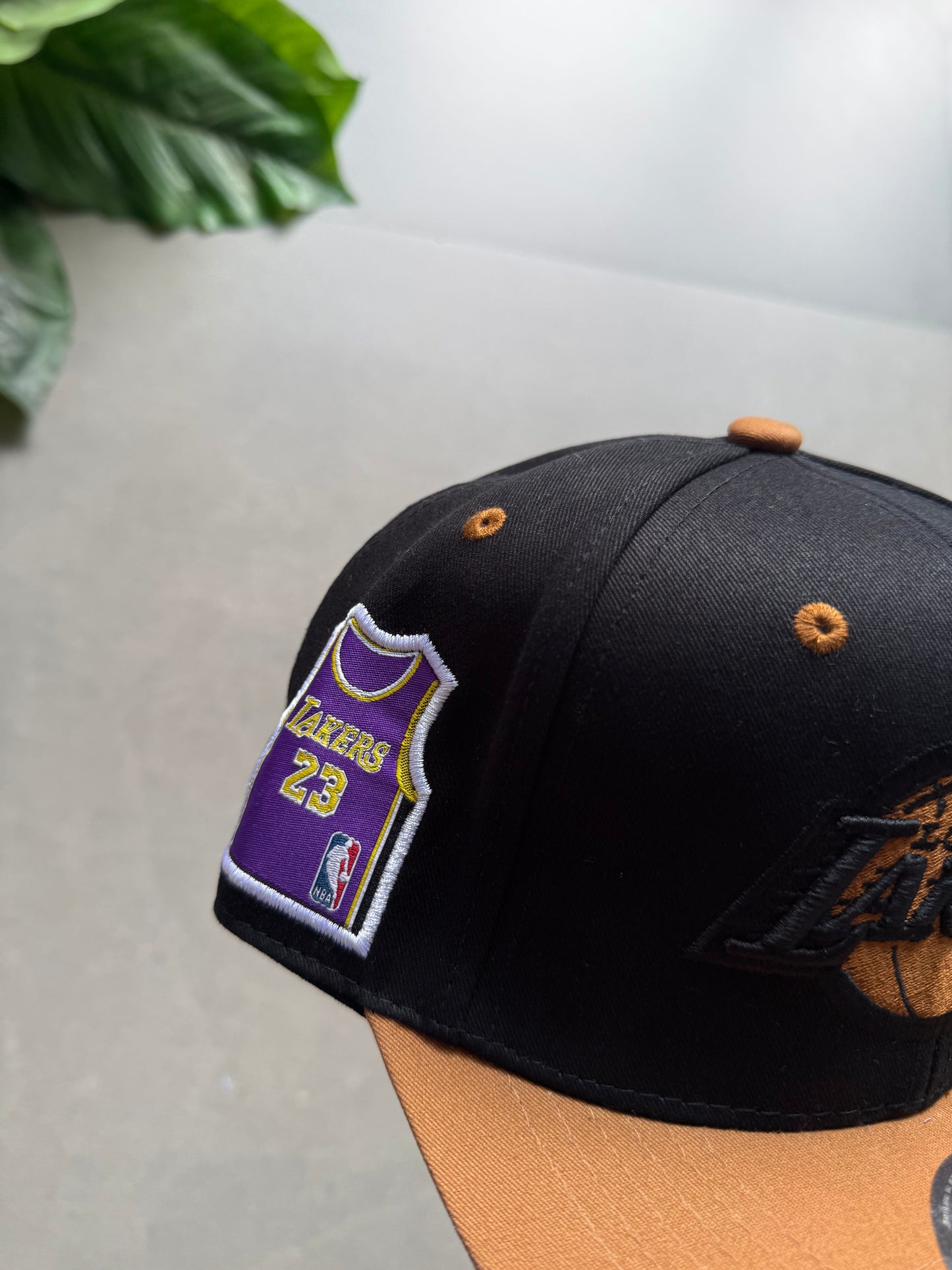 LAKERS ADJUSTABLE CAP