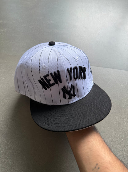 NY CUSTOMISED FITTED HAT