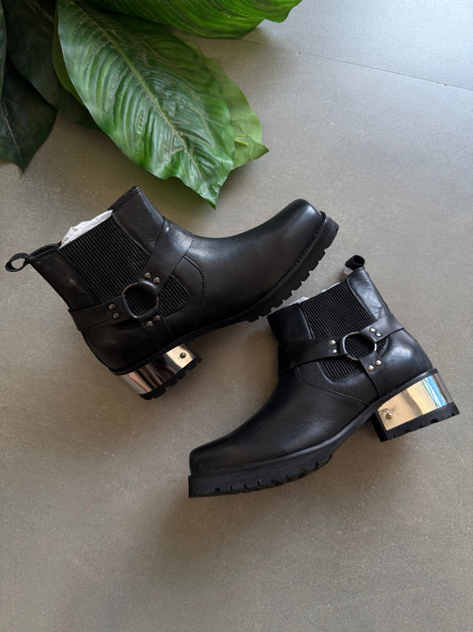 VINTAGE STYLE HARNESS GENIUNE LEATHER BOOTS