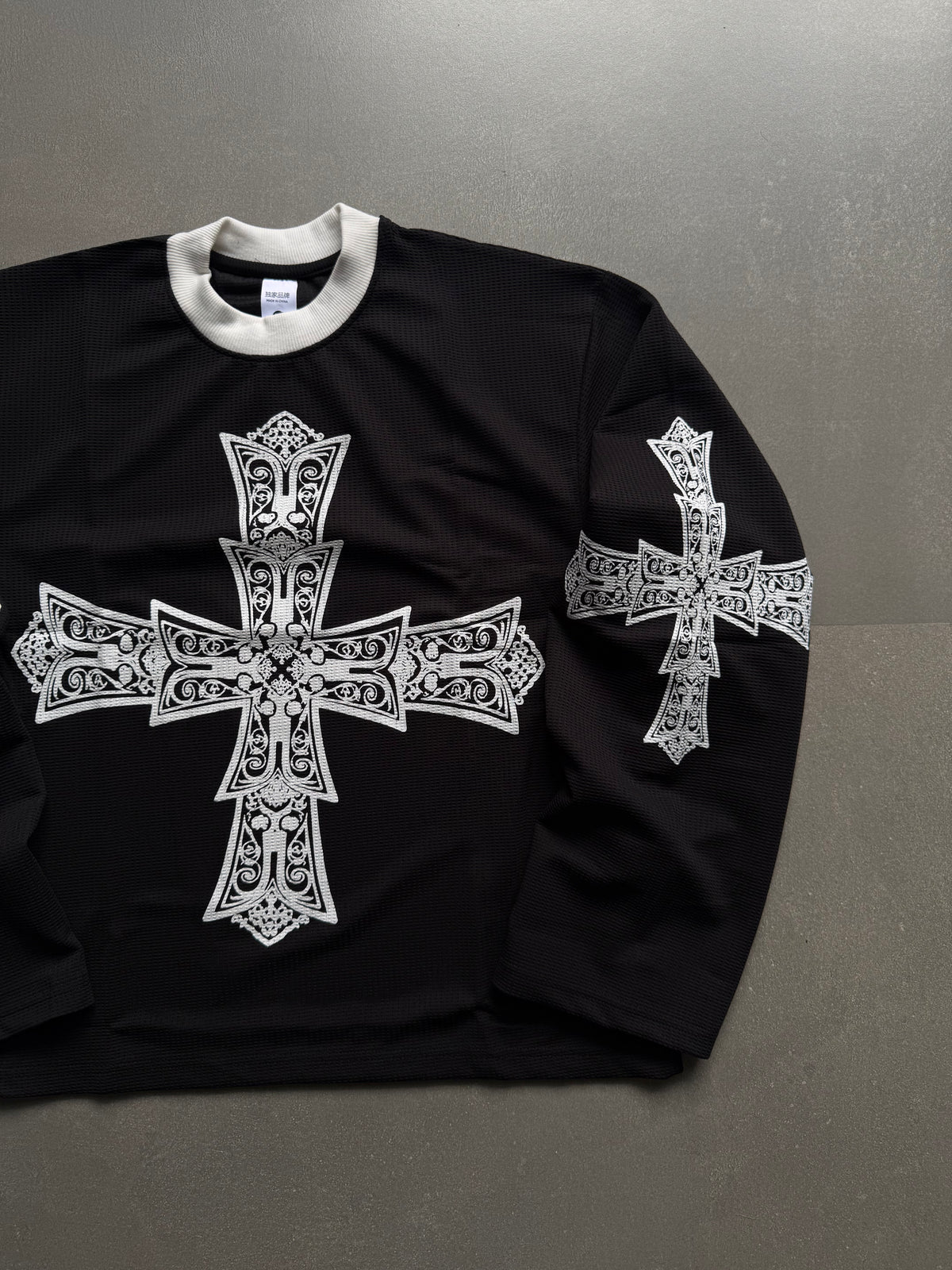 GRAPHIC WAFFLE TEE