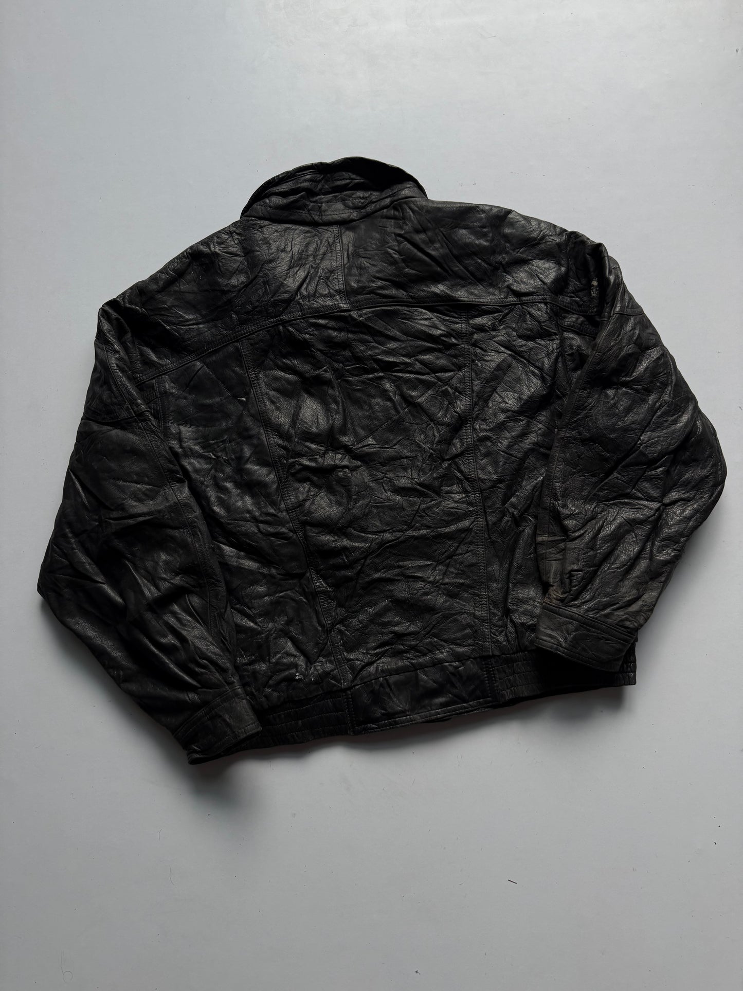VINTAGE MEMBERS ONLY LEATHER JACKET