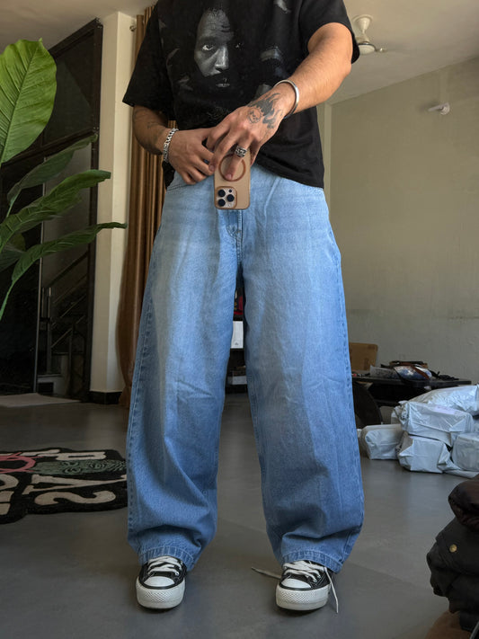 WASHED BAGGY SKATER FIT DENIM