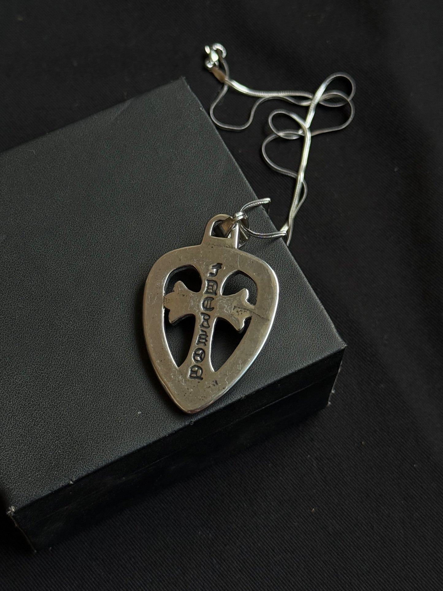 CH PENDANT (Stainless steel)