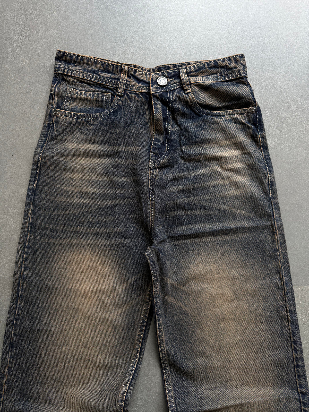 VINTAGE WASHED BAGGY DENIM