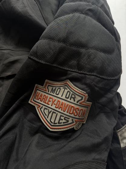 VINTAGE RARE 90’s HARLEY DAVIDSON RACING JACKET 
(Rare find)