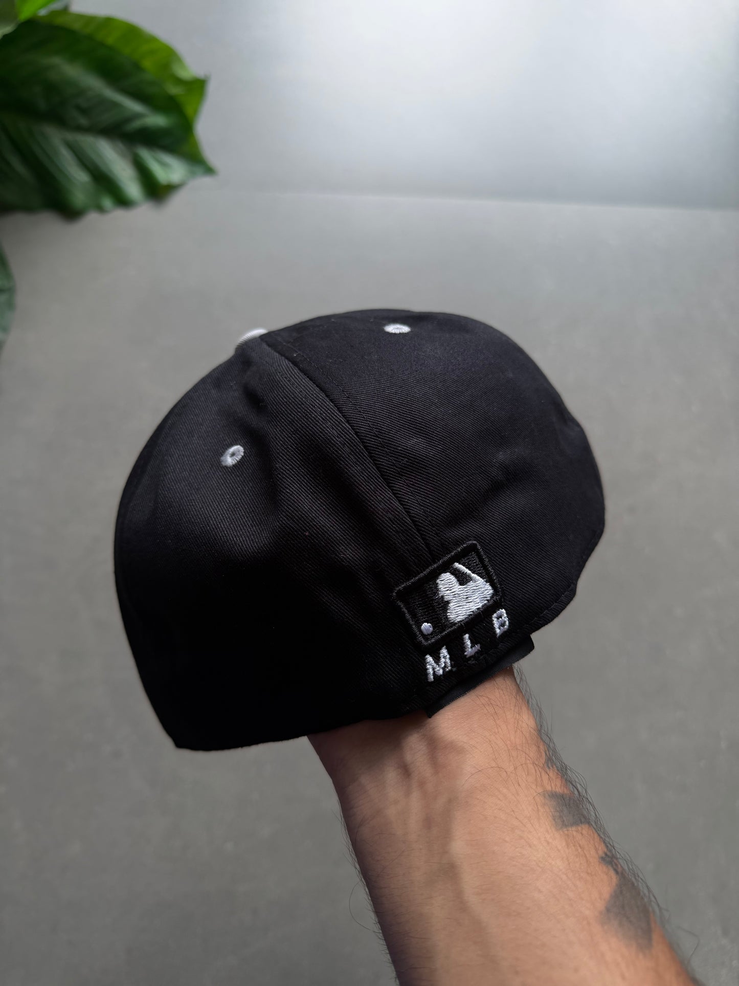 NY FITTED CAP