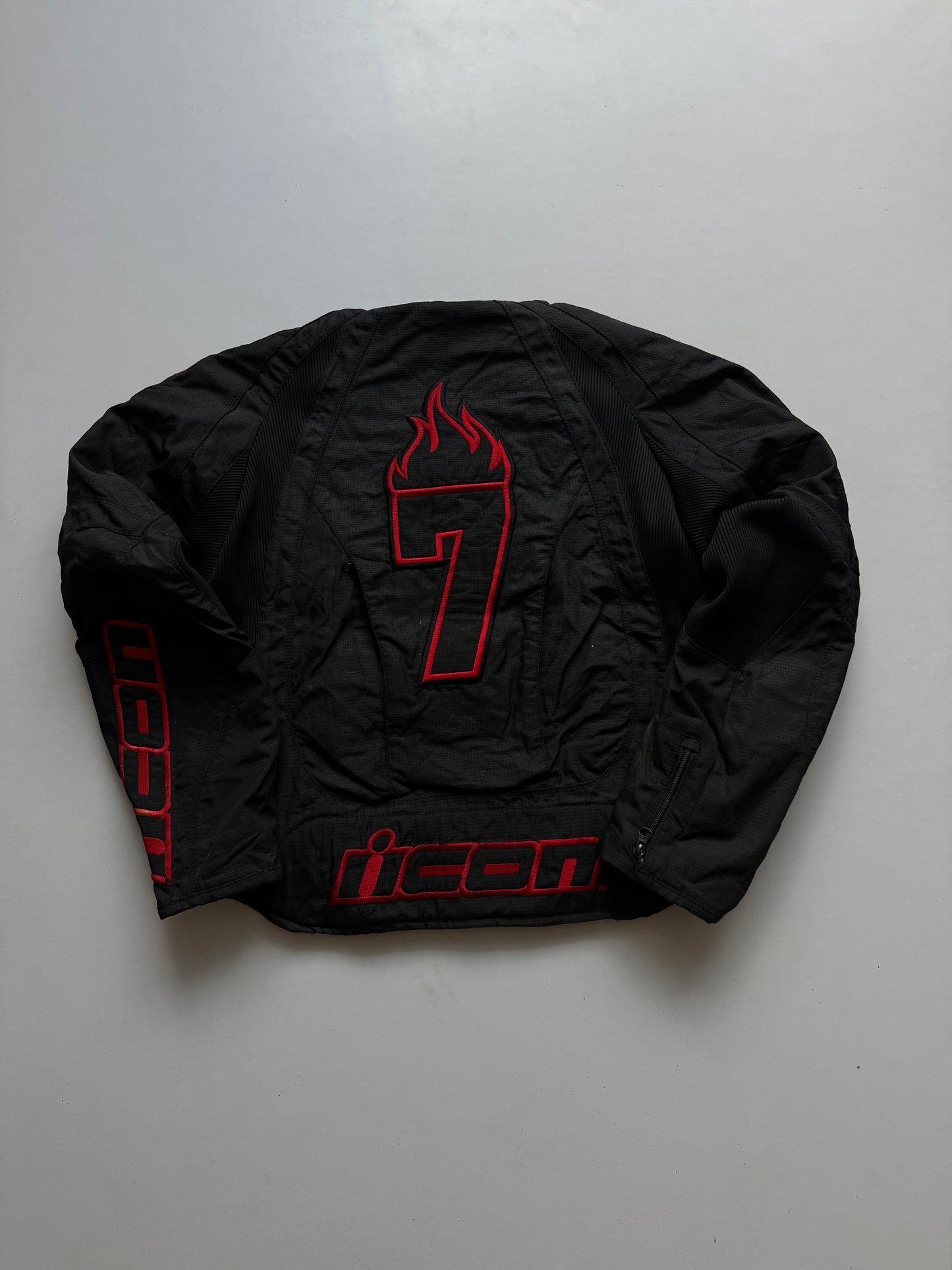 VINTAGE ICON MOTORS RACING JACKET 
(Looks good) (safety pads)