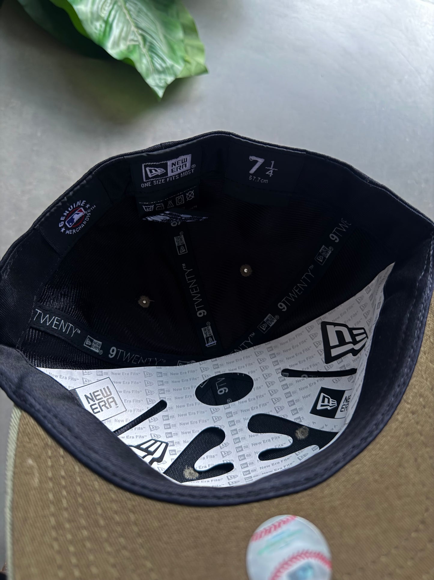NY FITTED CAP