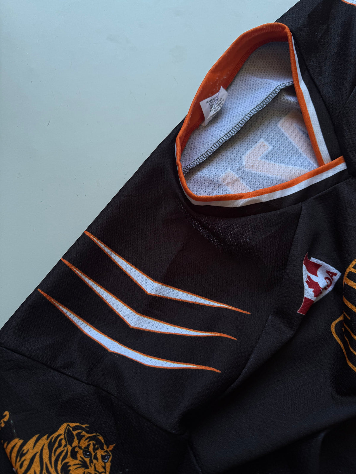 VINTAGE PRO FIT CANADA TIGERS HOCKEY JERSEY