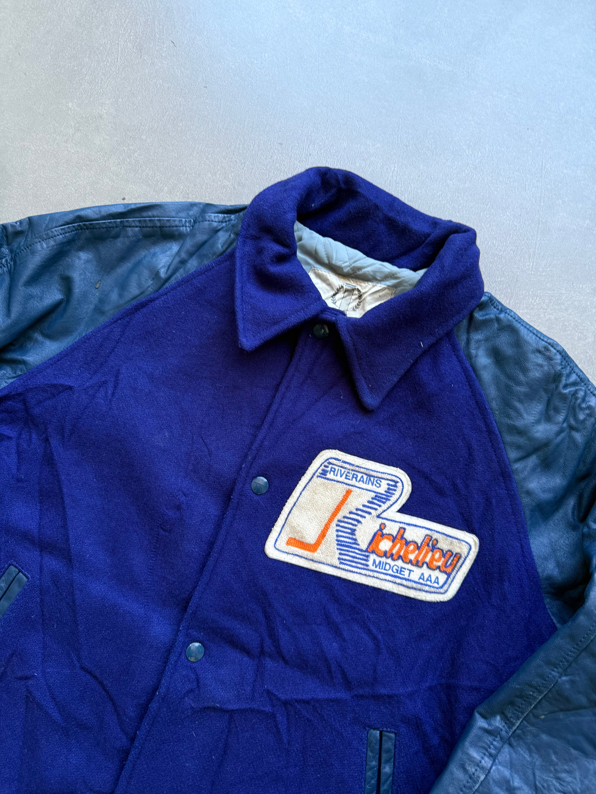 VINTAGE CAPLETTE JACKET