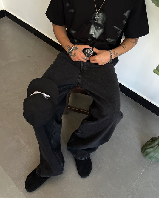 VINTAGE WASHED LOOSE FIT DENIM