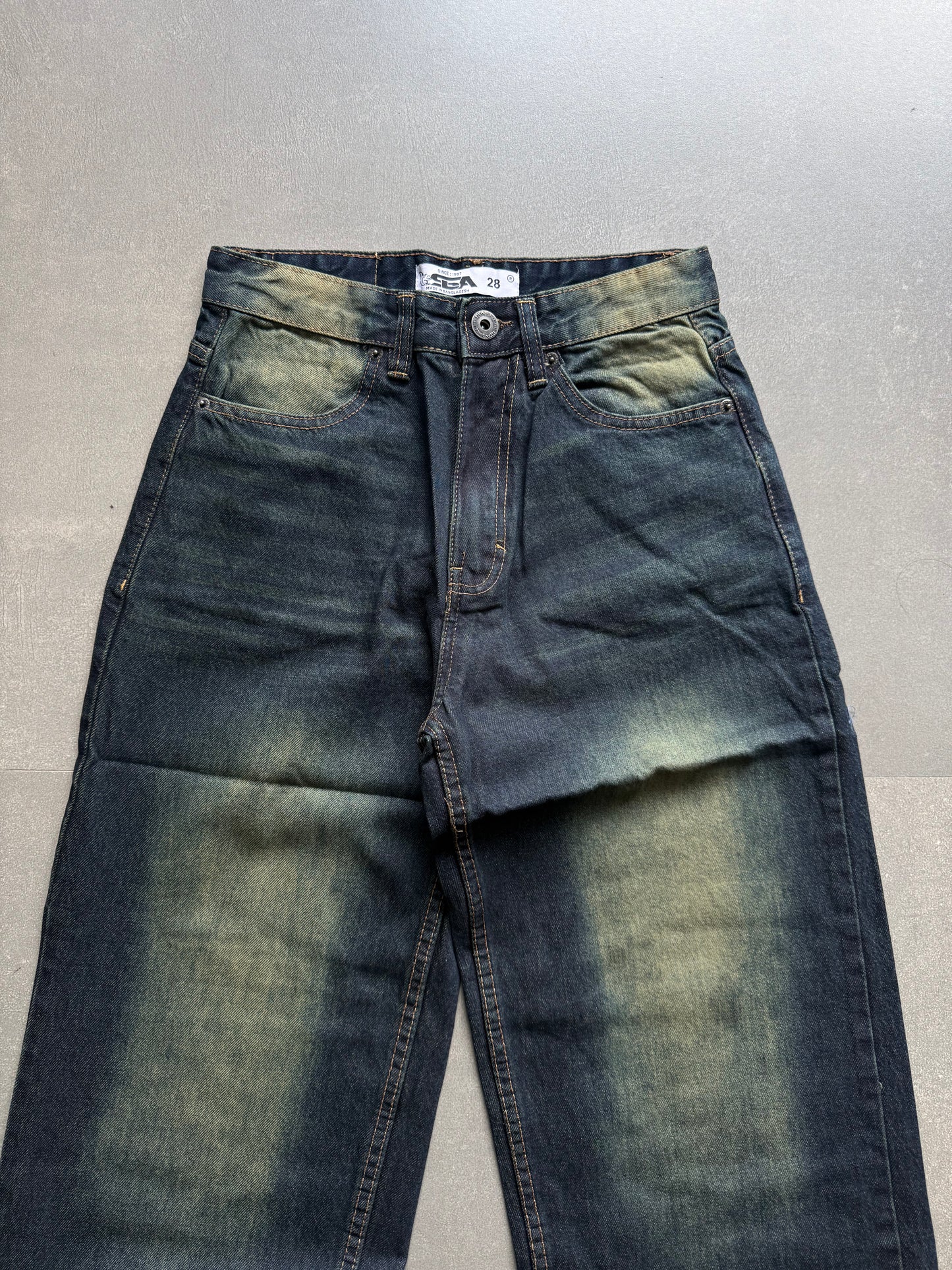 WASHED WIDE LEG BAGGY DENIM