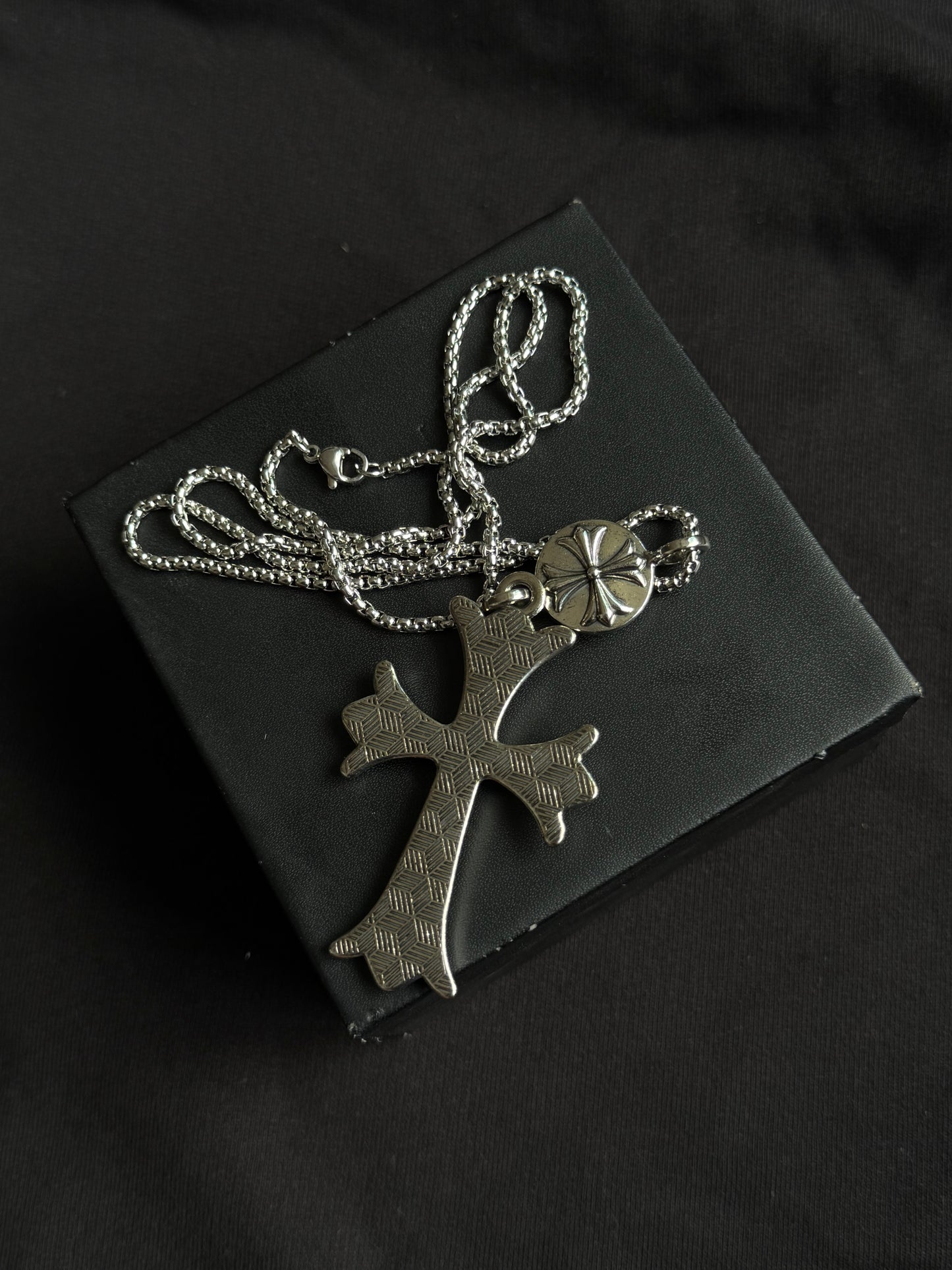 CH PENDANT