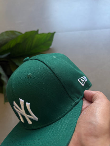 MLB YANKEES FITTED CAP