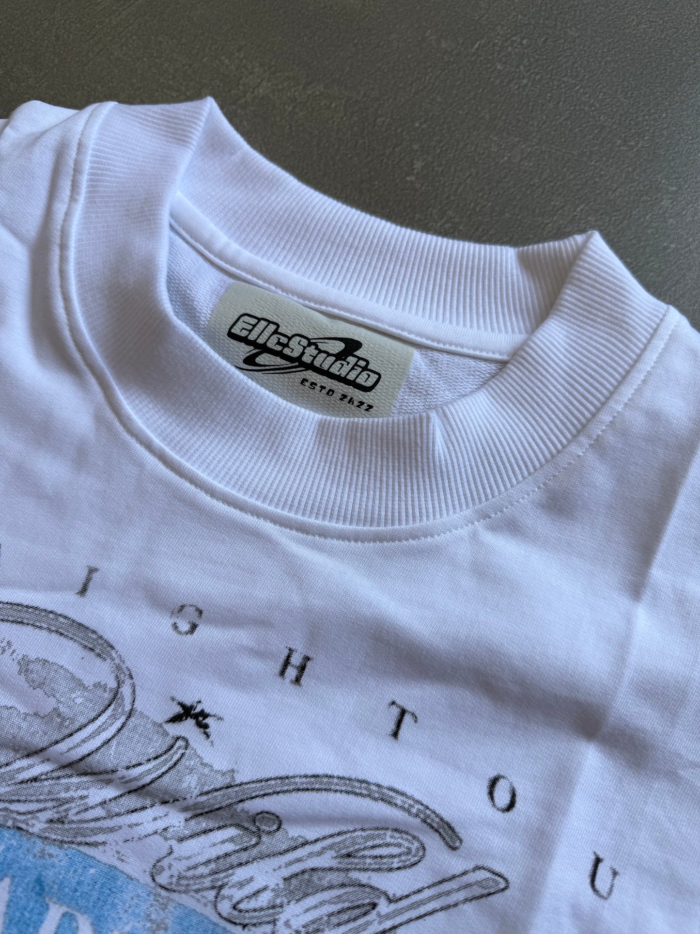 ELLC STUDIO VINTAGE INSPIRED FEARLESS TEE