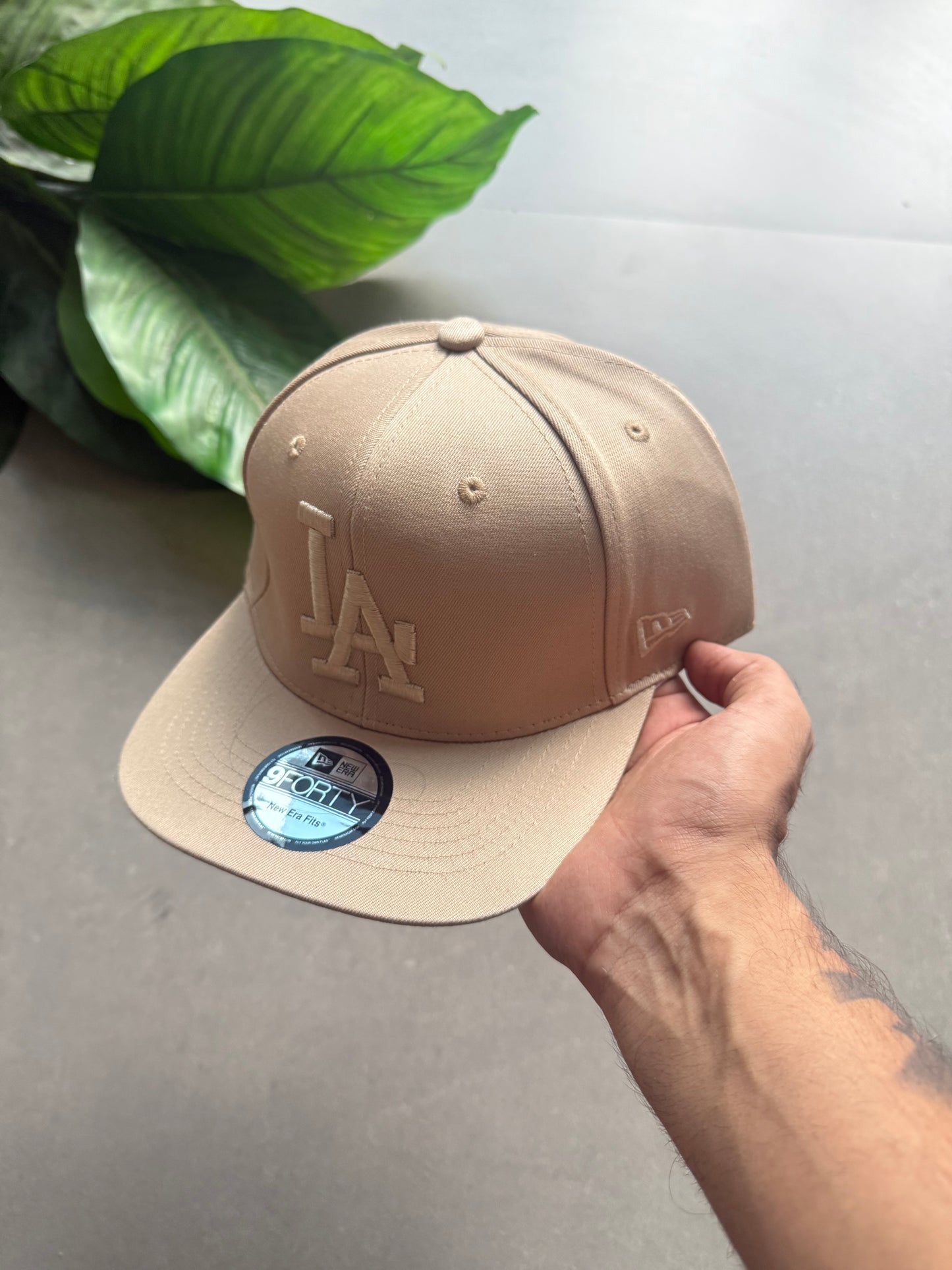LA FITTED CAP