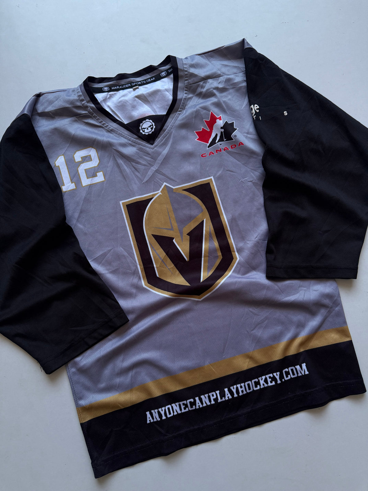 VINTAGE CANADA JERSEY