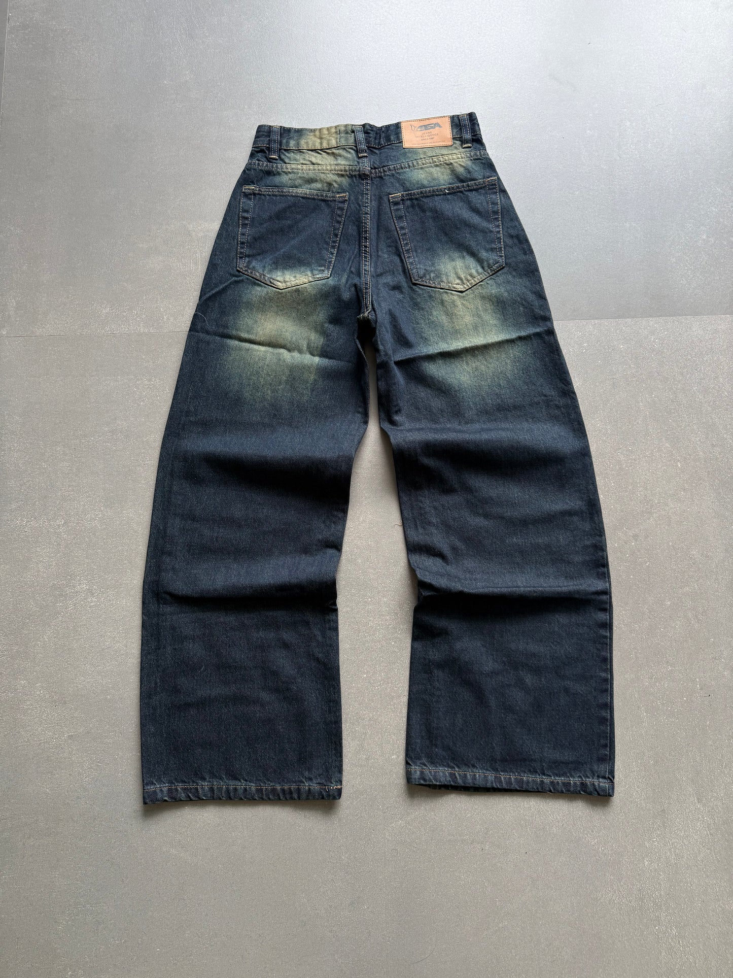 WASHED WIDE LEG BAGGY DENIM
