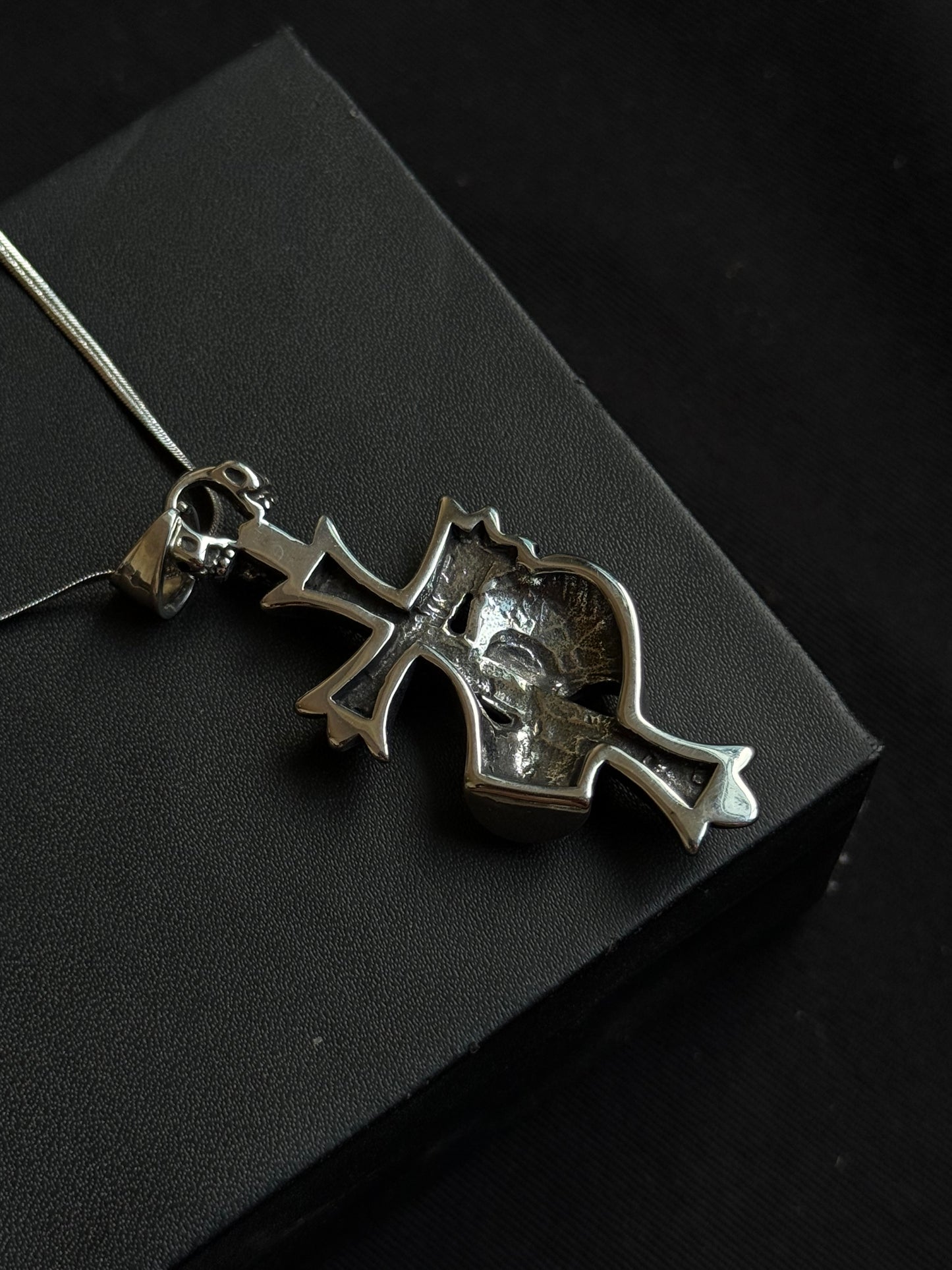 CH PENDANT (Stainless steel)