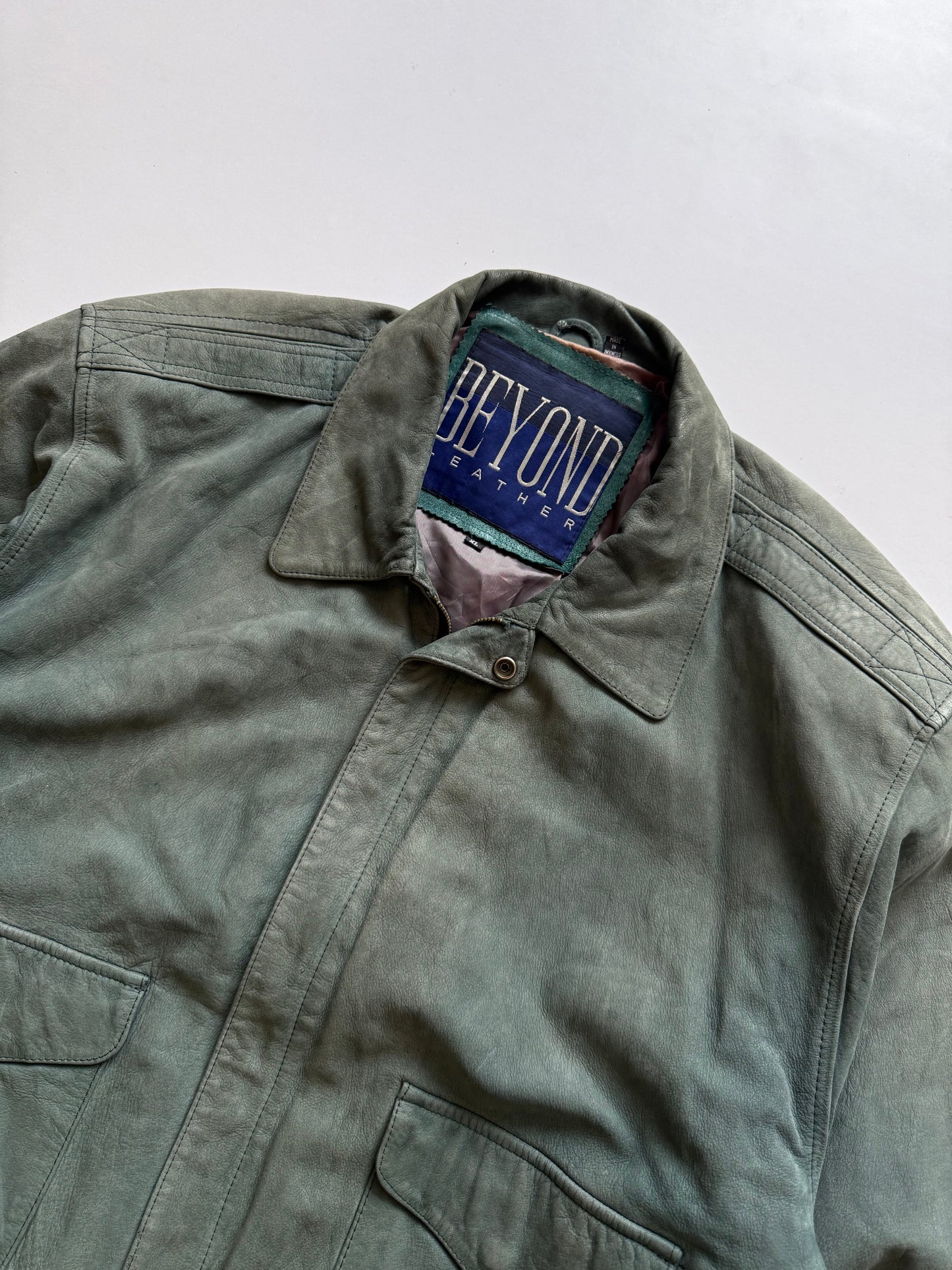 VINTAGE BEYOND SUEDE LEATHER JACKET