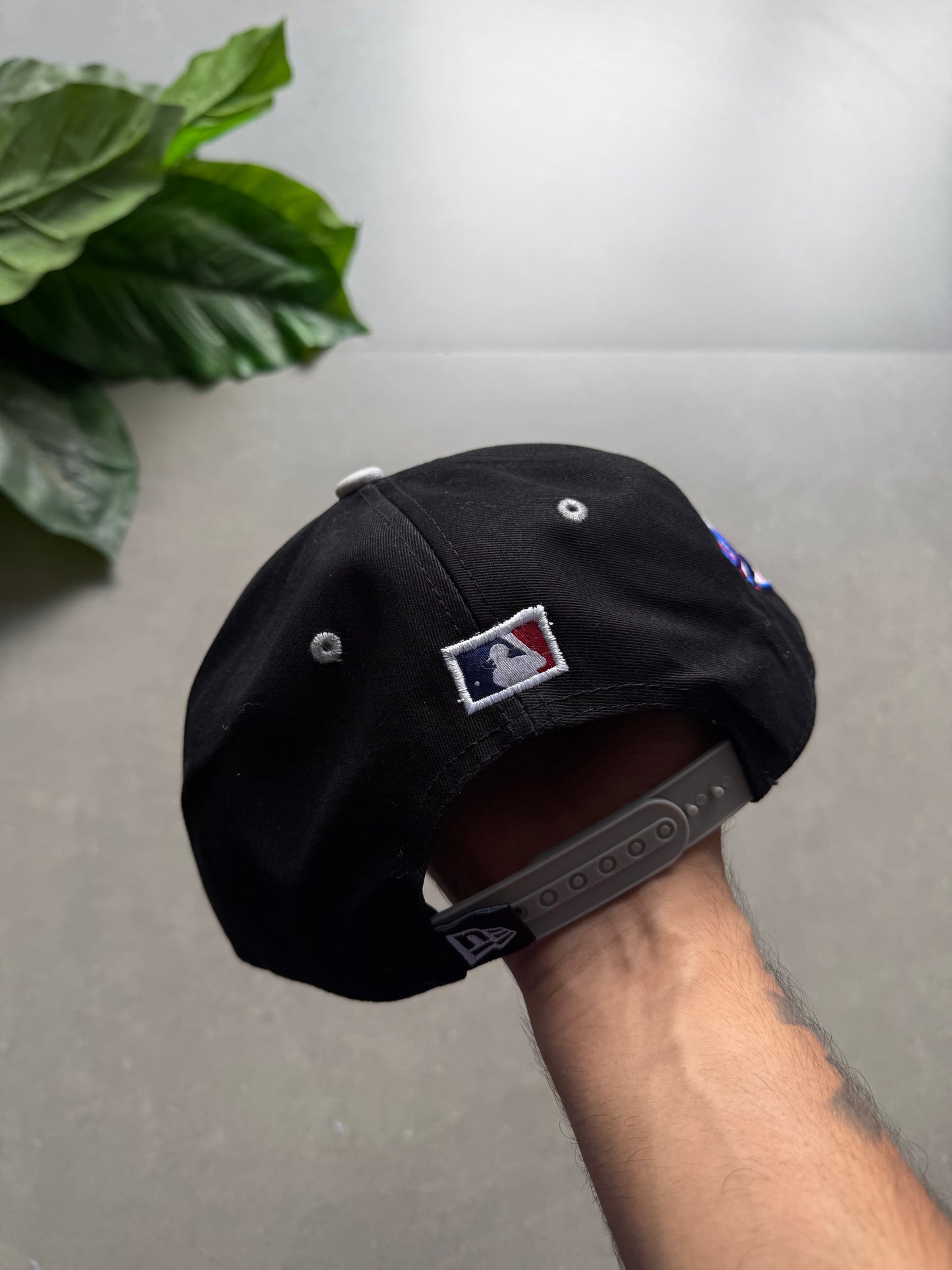 LA ADJUSTABLE CAP