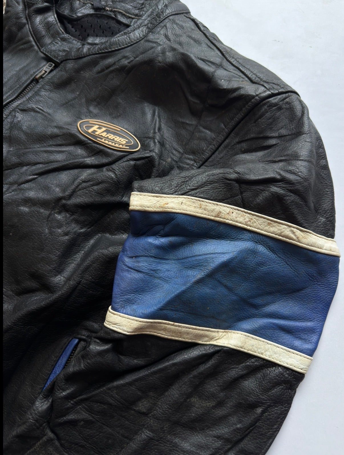 VINTAGE HARRIS LEATHER BIKER JACKET 
(Back safety pad)