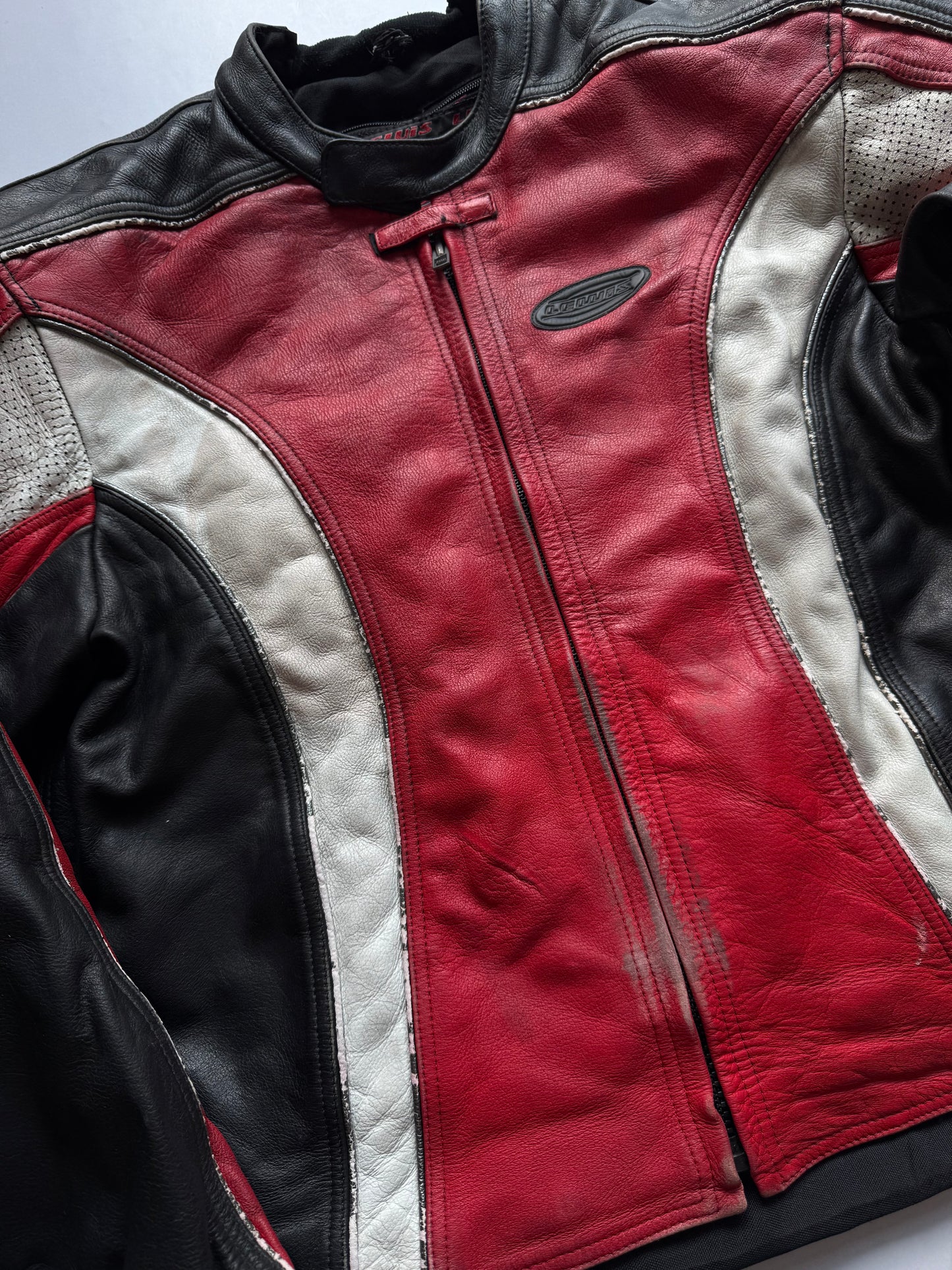 VINTAGE LEWIS ORIGINALS LEATHER BIKER JACKET 
(Rare find) (safety pads)