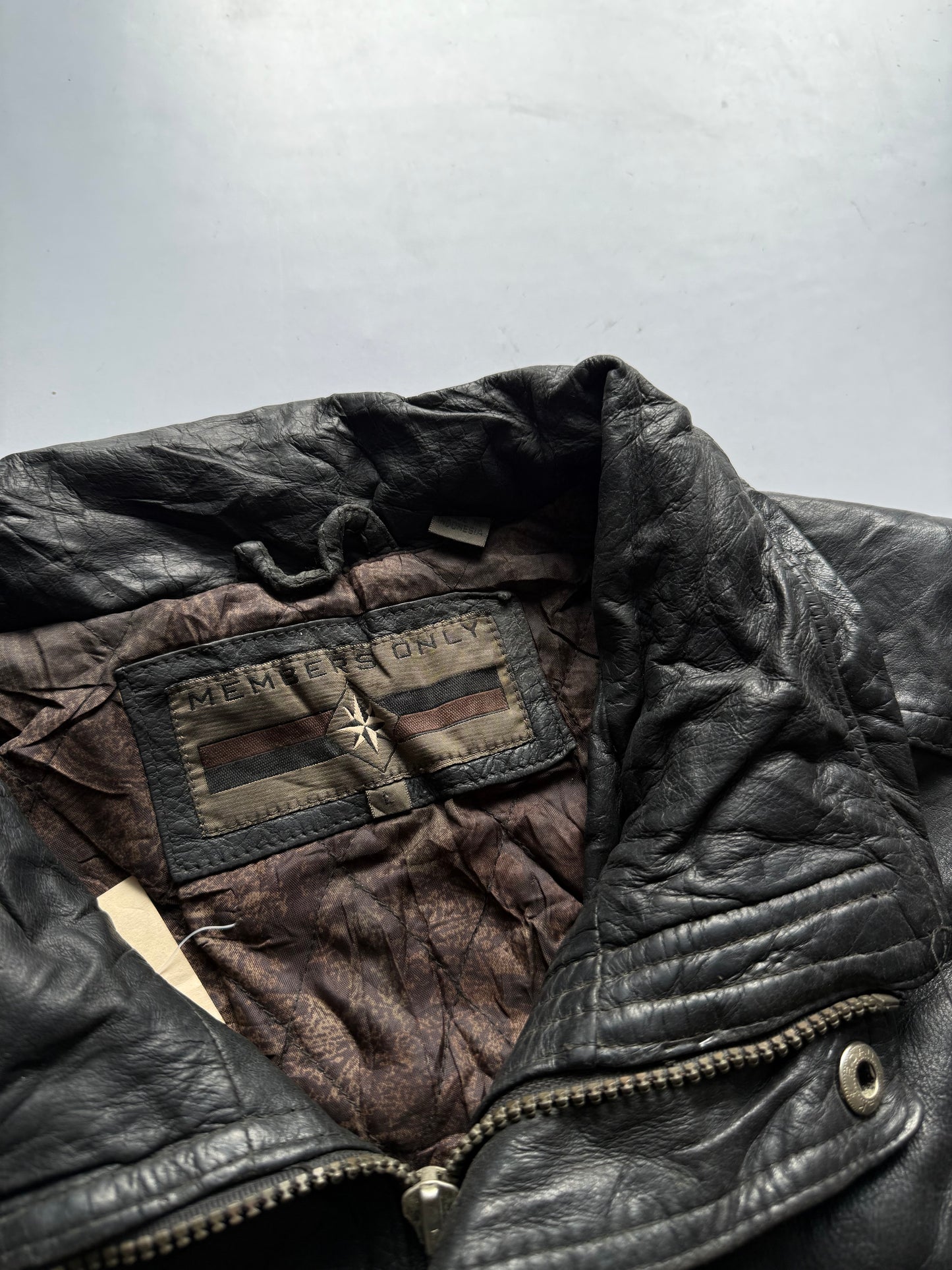 VINTAGE MEMBERS ONLY LEATHER JACKET