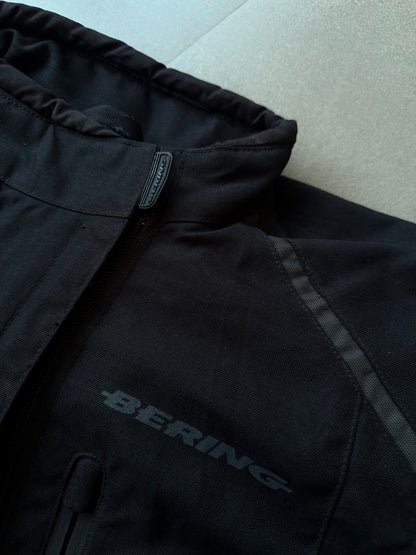 VINTAGE BERING GORETEX RACING JACKET (safety pads)