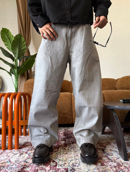 GREY BAGGY DENIM