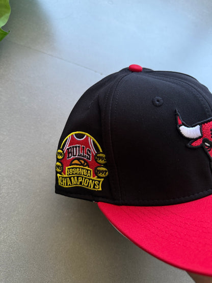 BULLS CUSTOMISED FITTED CAP