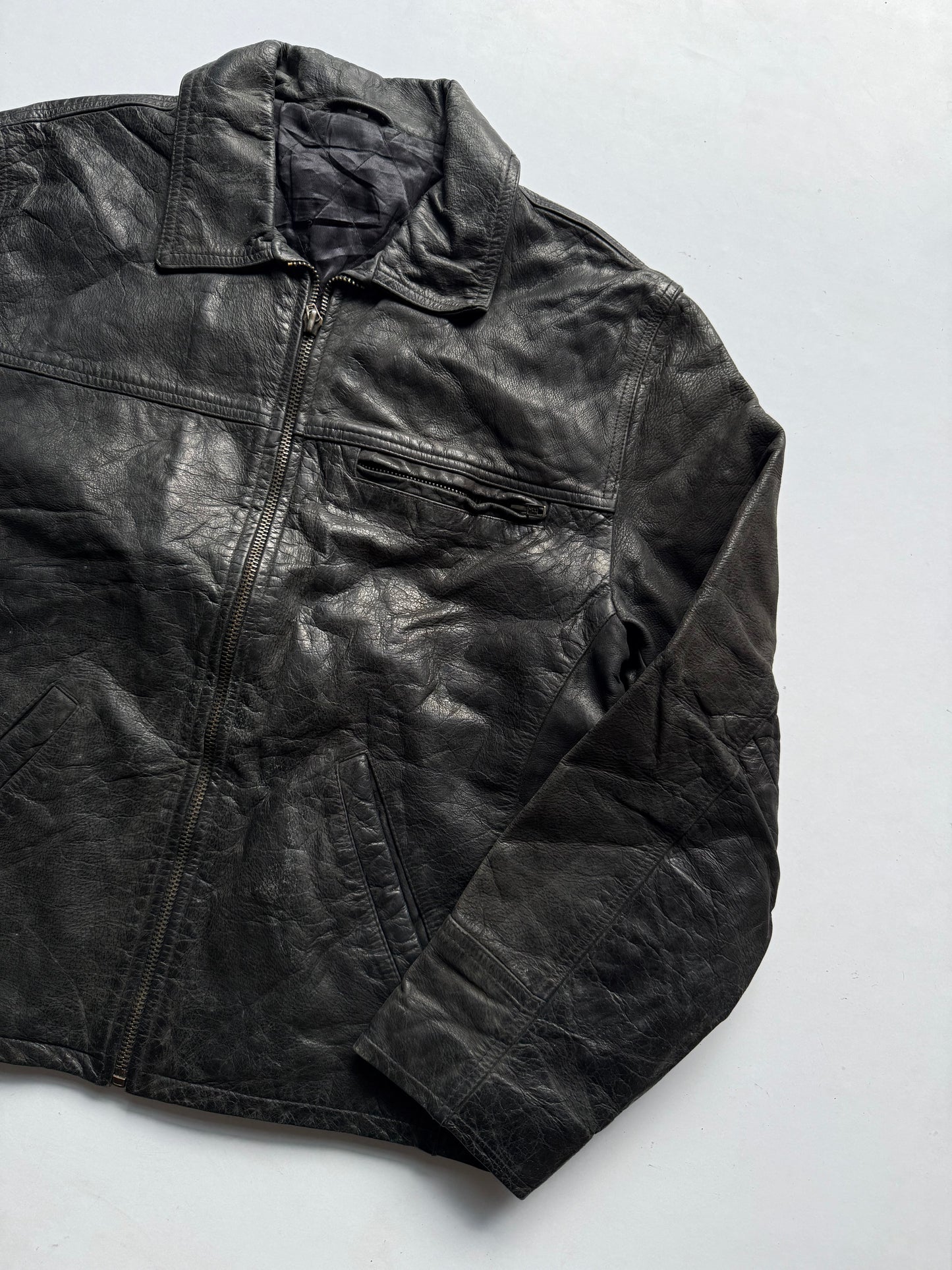VINTAGE LEATHER JACKET
