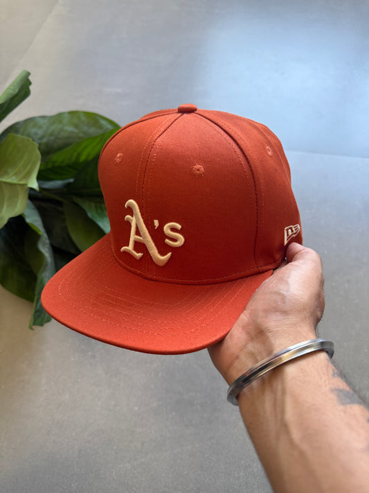 MLB OAKLAND FITTED CAP