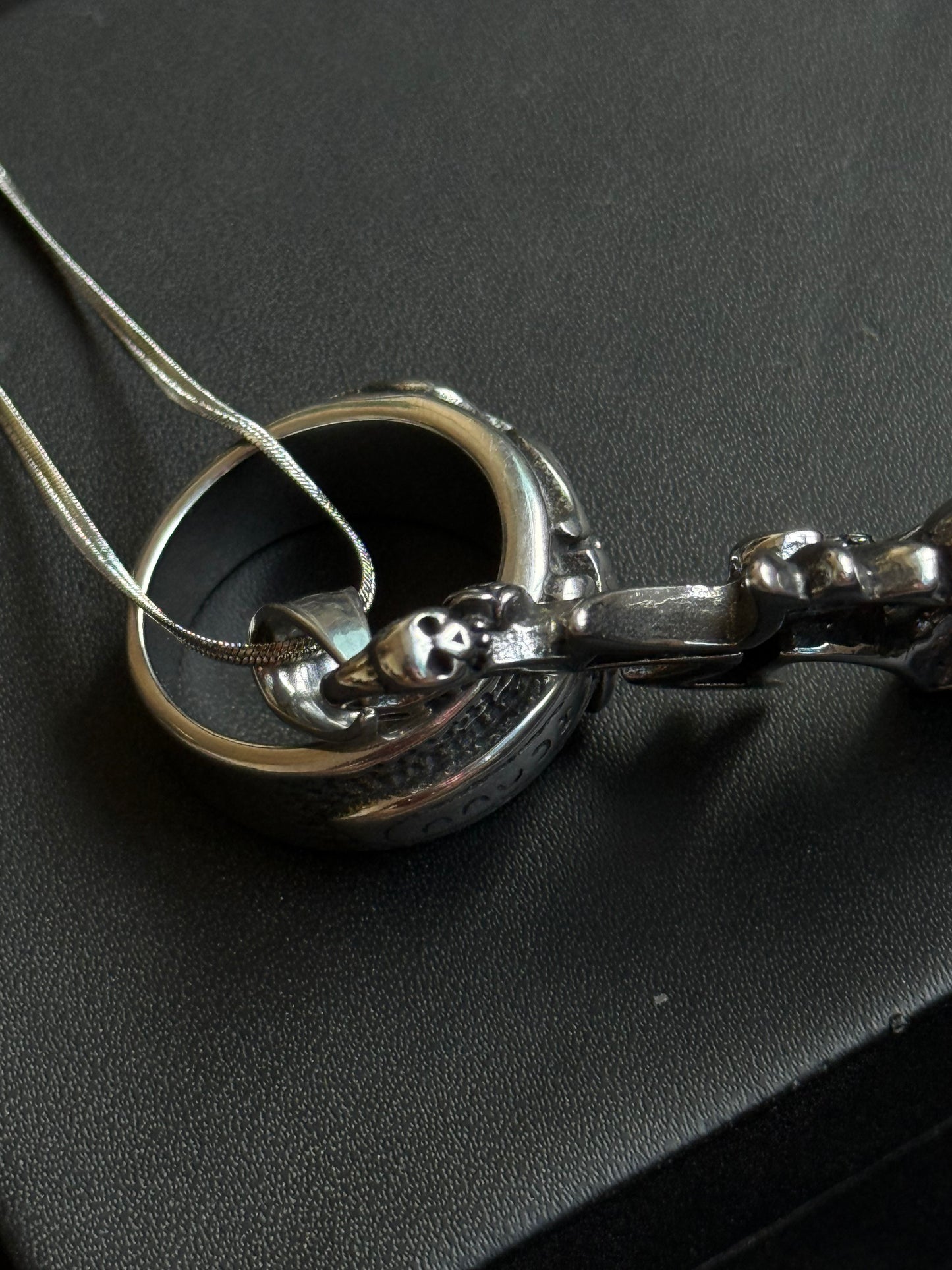 CH PENDANT (Stainless steel)