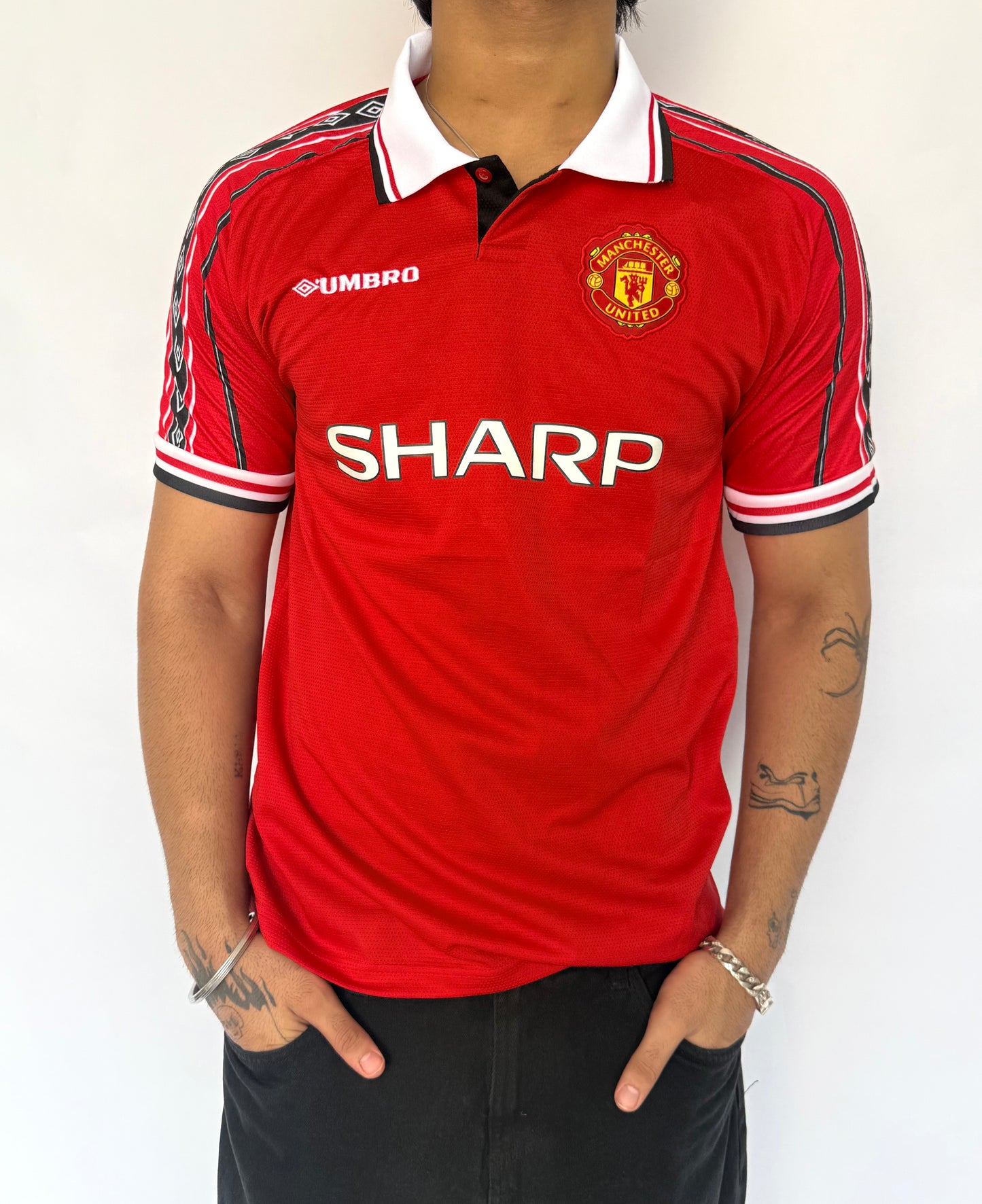 MANCHESTER UTD RETRO JERSEY