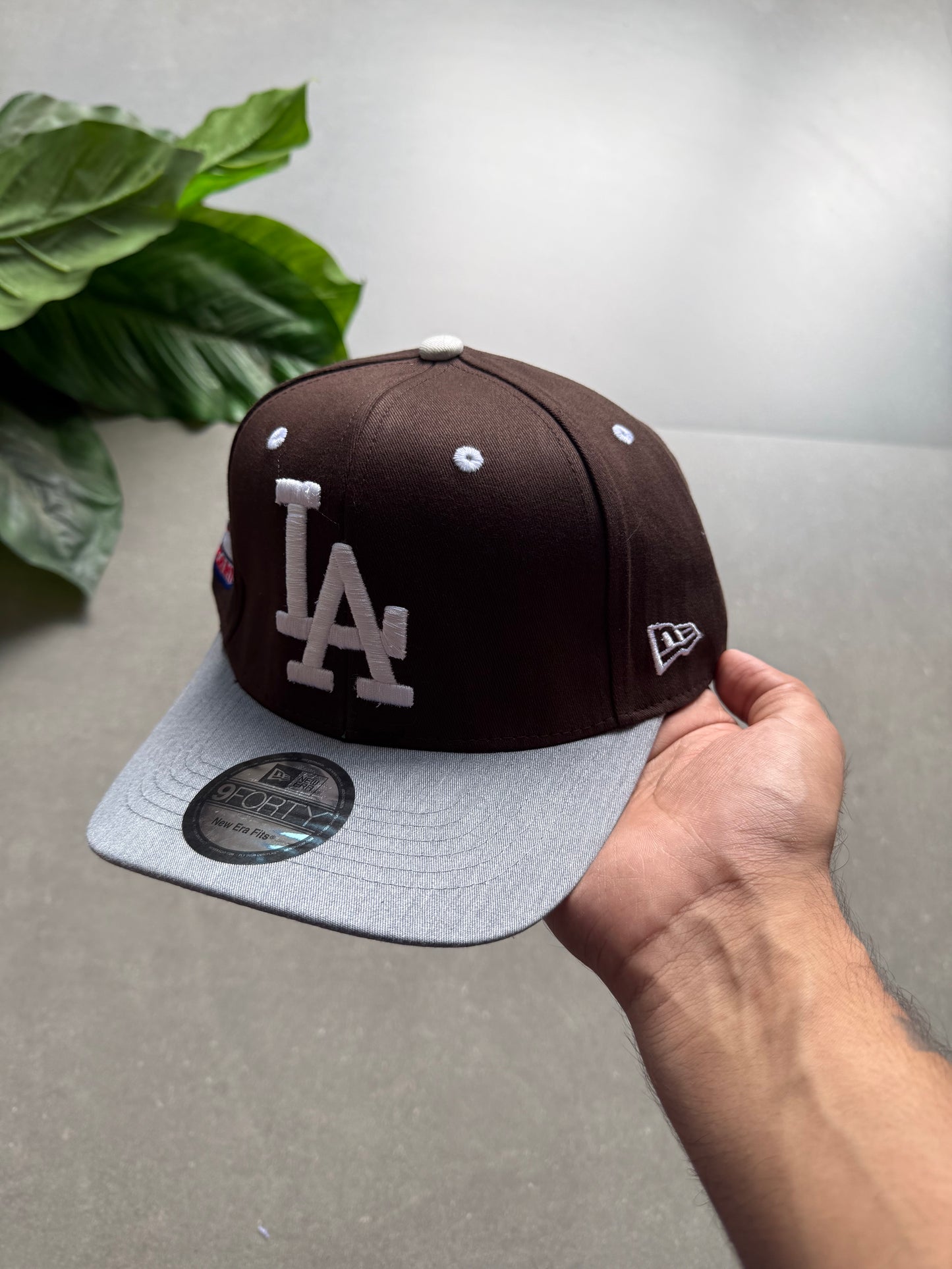 LA ADJUSTABLE CAP